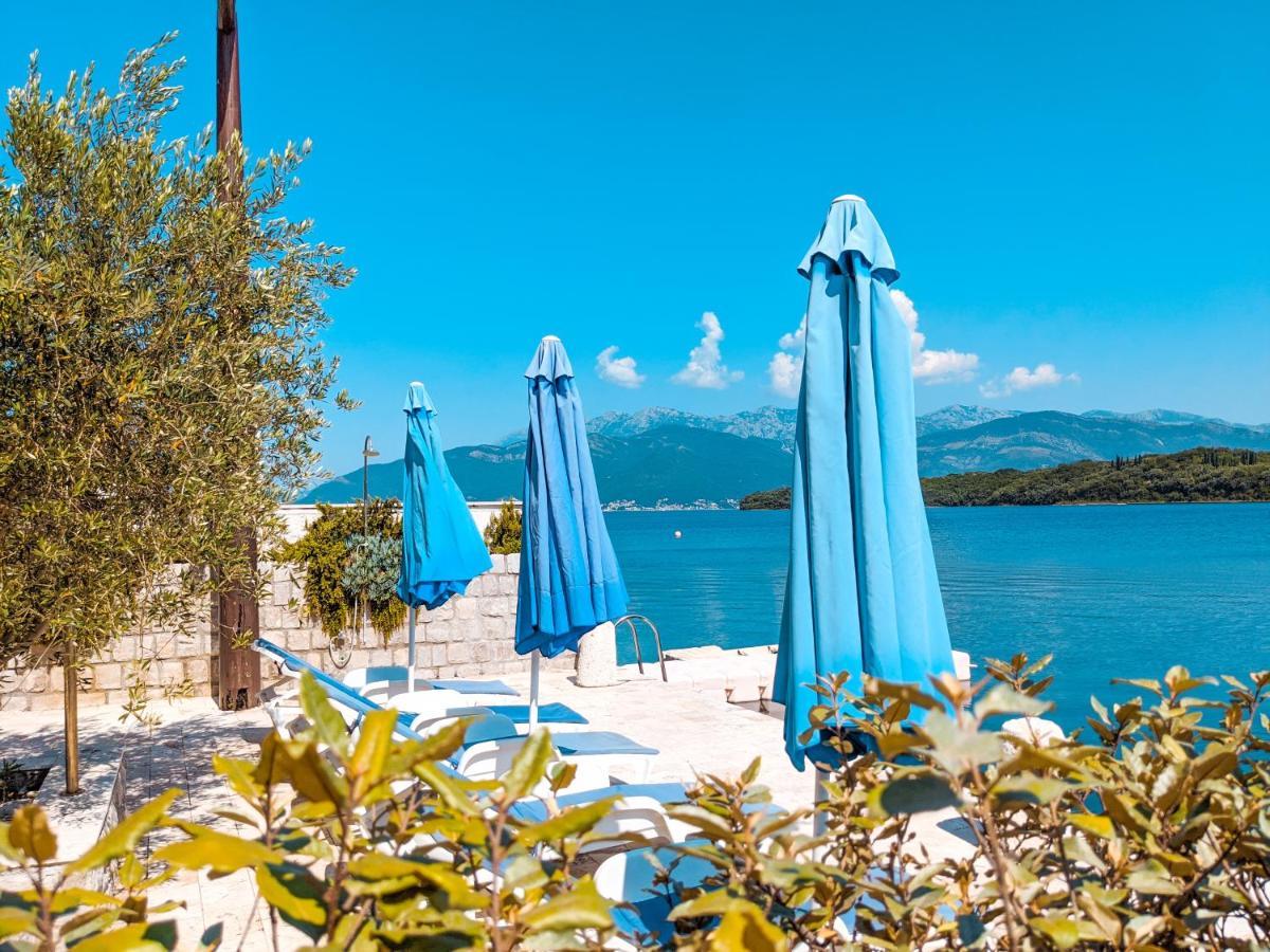 Apartments Maestral Tivat Exterior foto