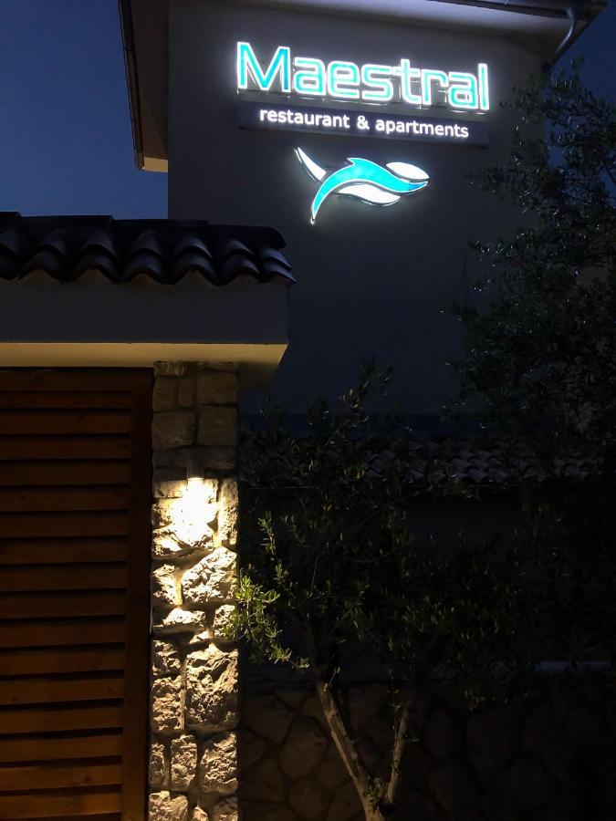 Apartments Maestral Tivat Exterior foto